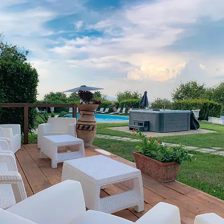 - Calisto Villa Sant'Agnello